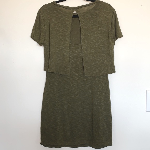Olive green fly away back mini dress size medium - Picture 2 of 4
